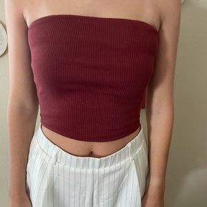 Garage bandeau maroon cropped top.